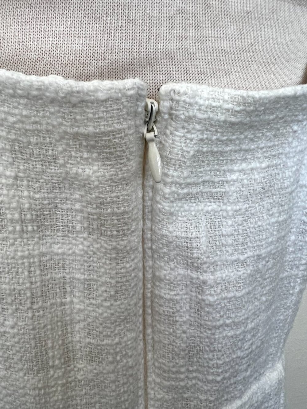 Abercrombie & Fitch - White Textured - Strap Dress - Size Large - Picture 10 of 11